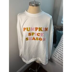 Pumpkin Spice Season Boutique Brand Sweatshirt size large NWT